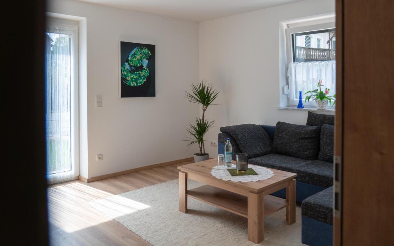 Ferienwohnung Mit Salzachblick Лауфен Екстериор снимка