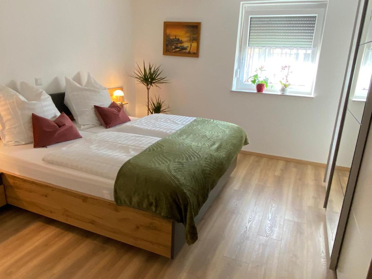 Ferienwohnung Mit Salzachblick Лауфен Екстериор снимка