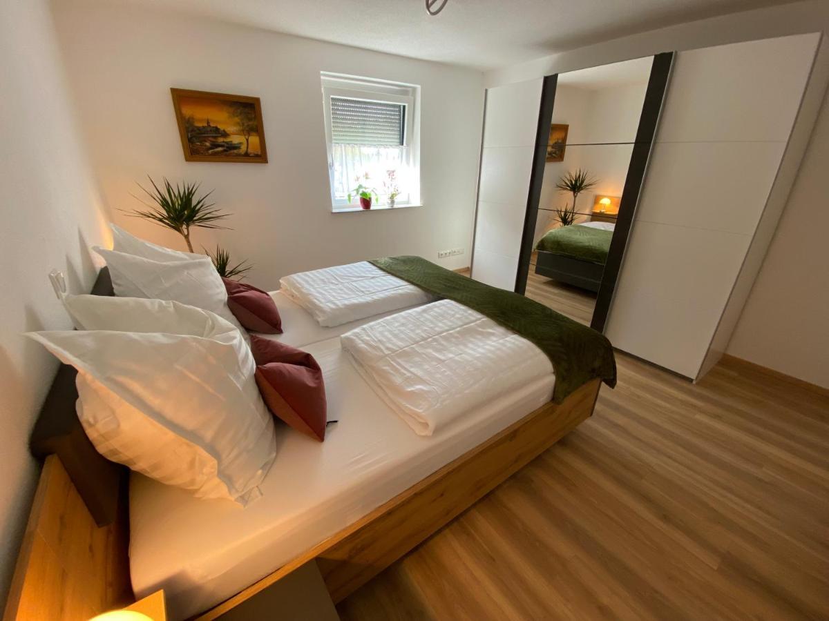 Ferienwohnung Mit Salzachblick Лауфен Екстериор снимка