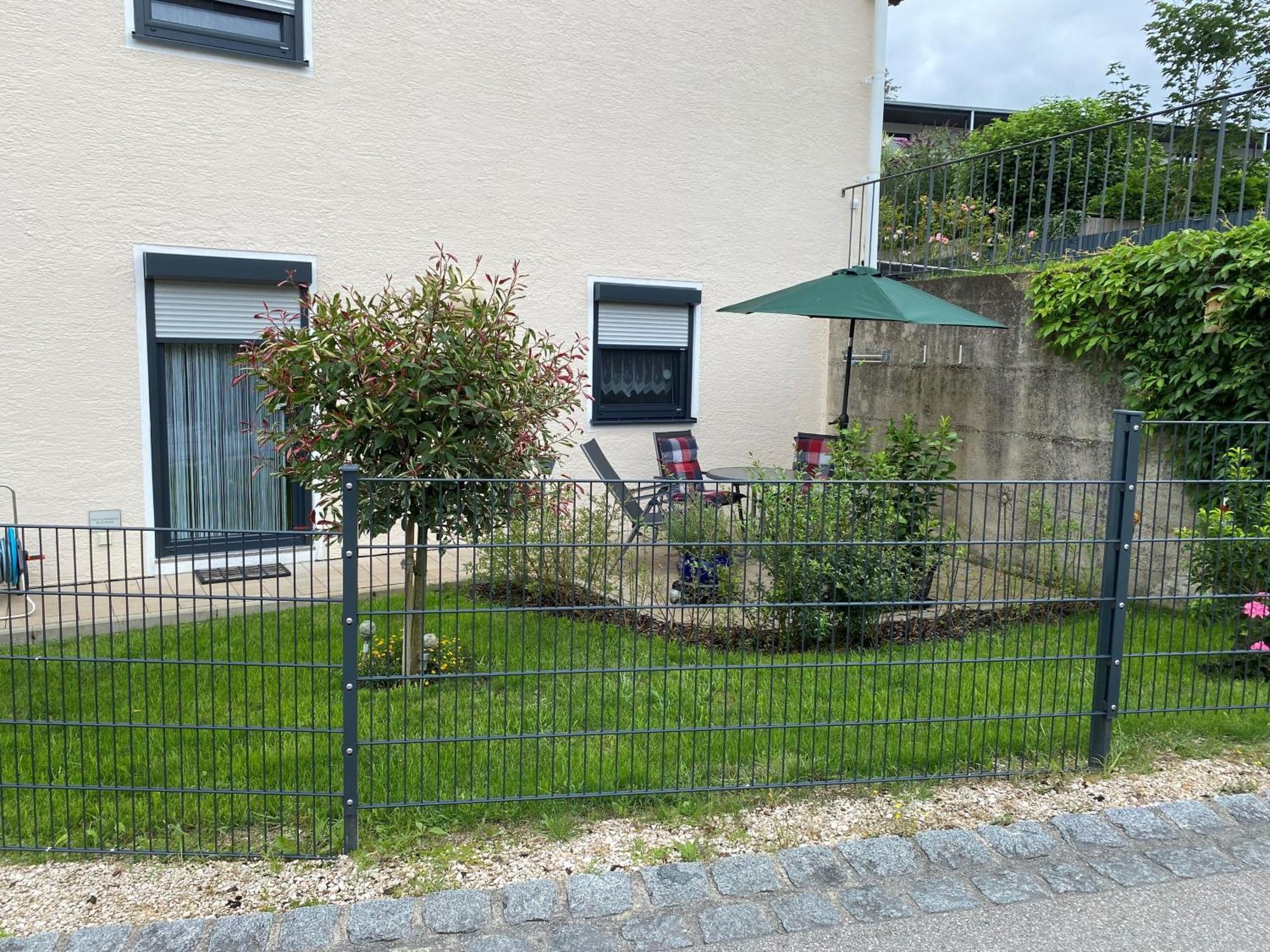 Ferienwohnung Mit Salzachblick Лауфен Екстериор снимка