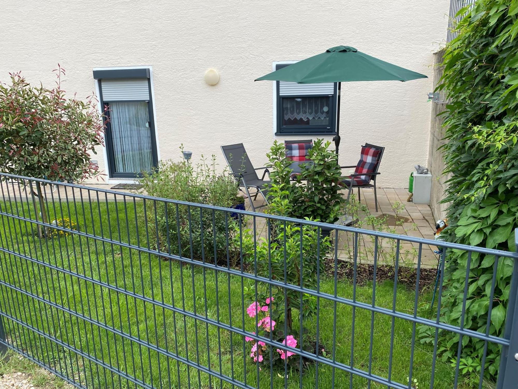 Ferienwohnung Mit Salzachblick Лауфен Екстериор снимка
