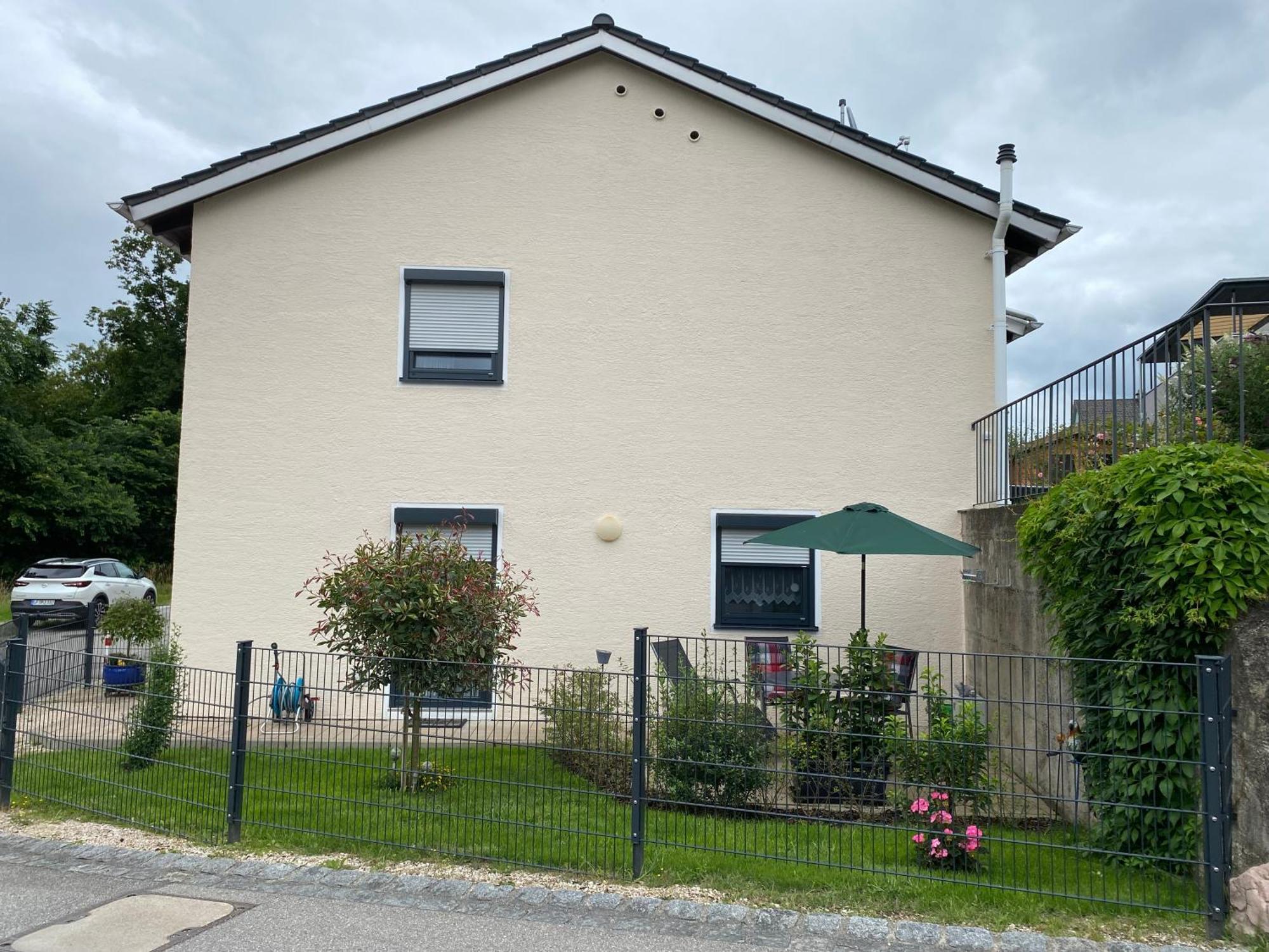 Ferienwohnung Mit Salzachblick Лауфен Екстериор снимка